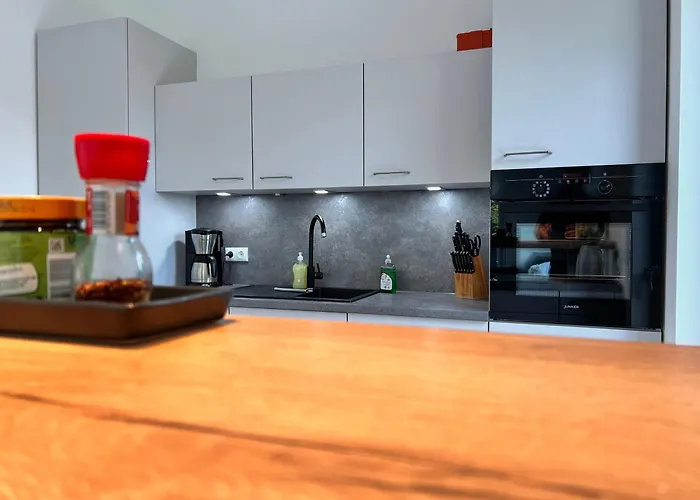 Modernes City-Apartment - Top-Lage In Nuernberg