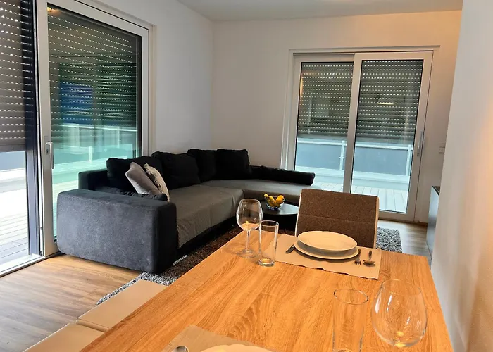 Modernes City-Apartment - Top-Lage In Nuernberg